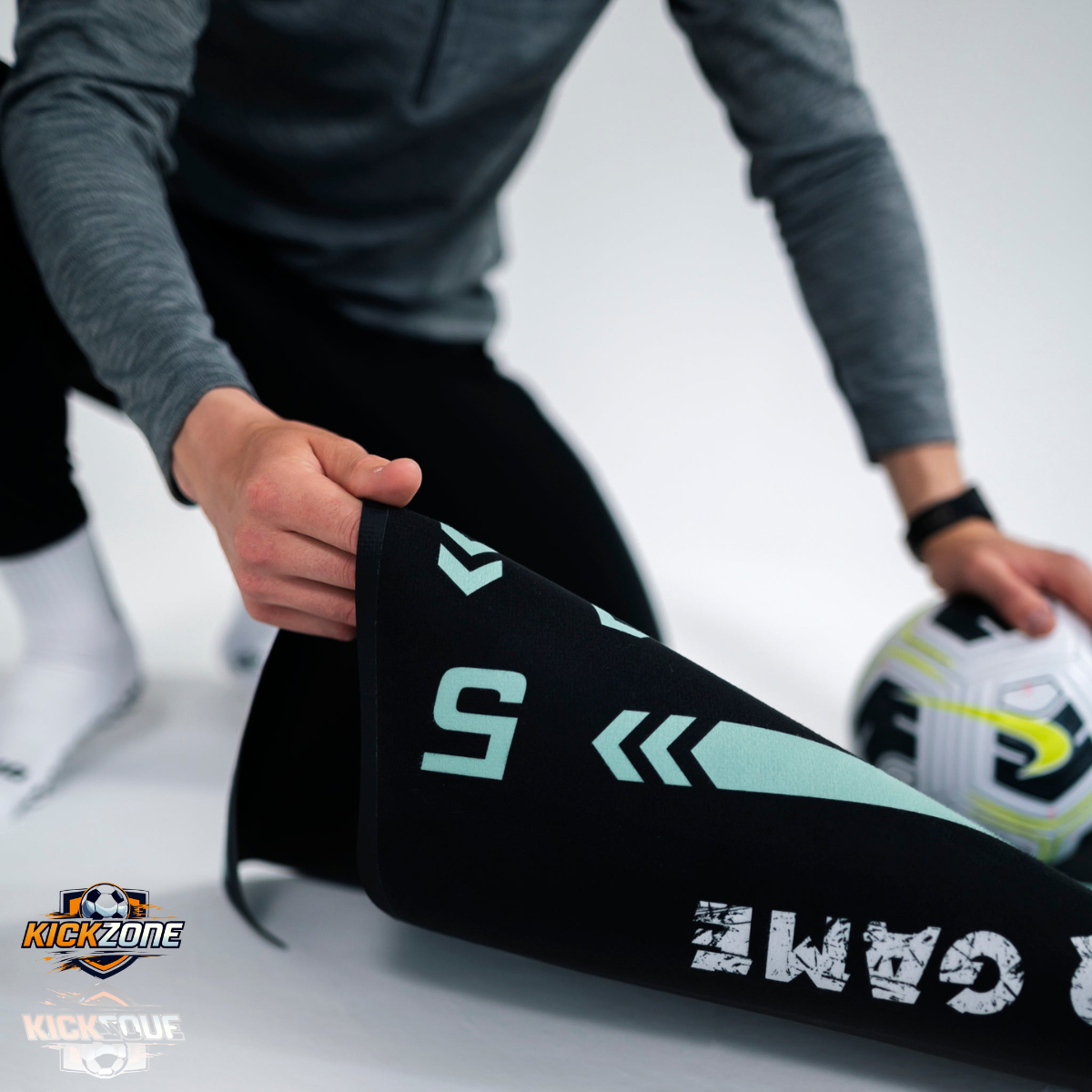 Kickzone™ Voetbal Trainingsmat + GRATIS Voetbalsokken & Programma