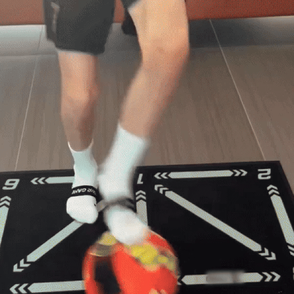Kickzone™ Voetbal Trainingsmat + GRATIS Voetbalsokken & Programma